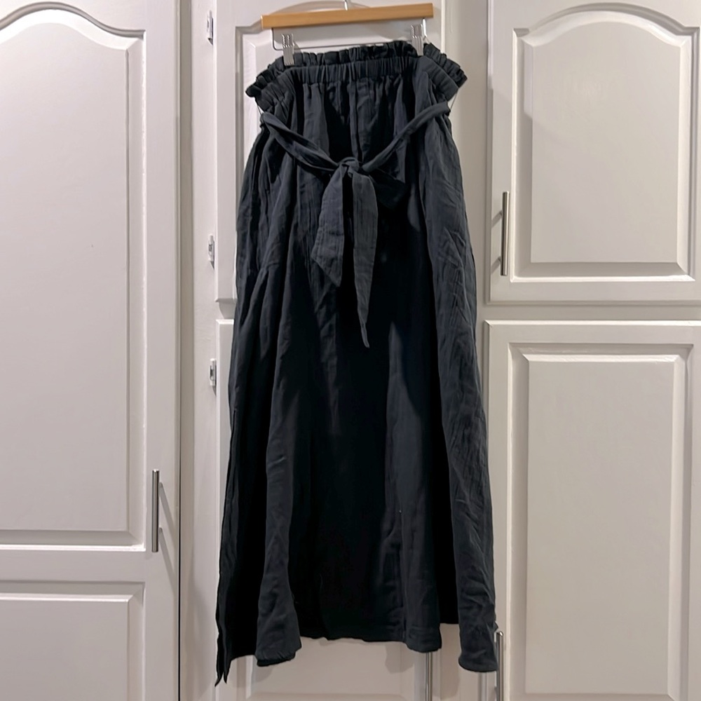 PACT cotton grey navy maxi skirt, size medium, stretch waist